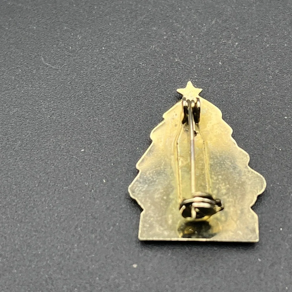 Christmas Tree Presents Gifts Holiday Lapel Hat‎ Pin